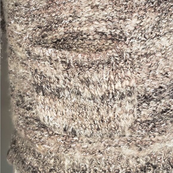 Aritzia Gray Knit Cardigan Sweater - Picture 7 of 10